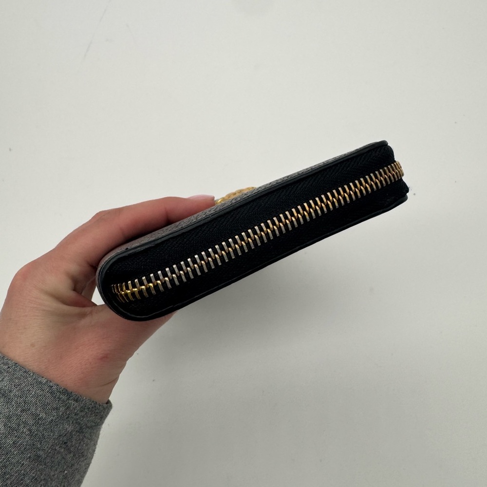 🚨🚨SOLD🚨🚨Versace Medusa Organizer - Picture 6 of 7